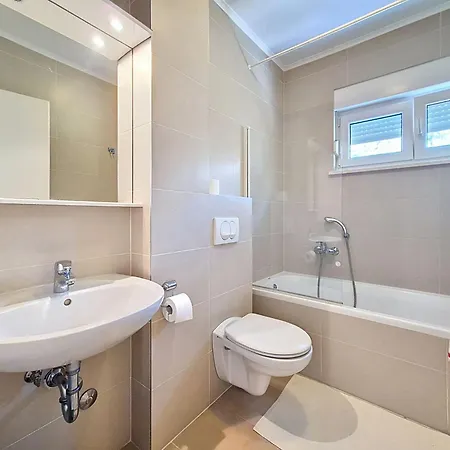 Apartamento Rilic-1 By Interhome