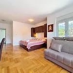 Apartman Rilic-1 By Interhome